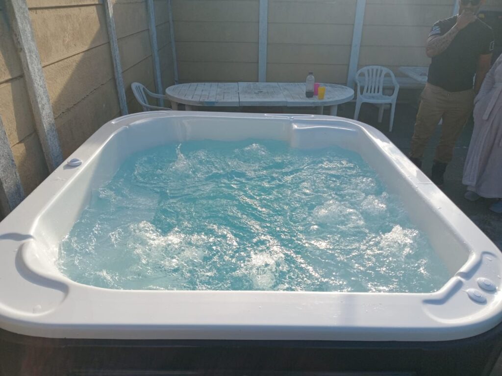 hot tub 5