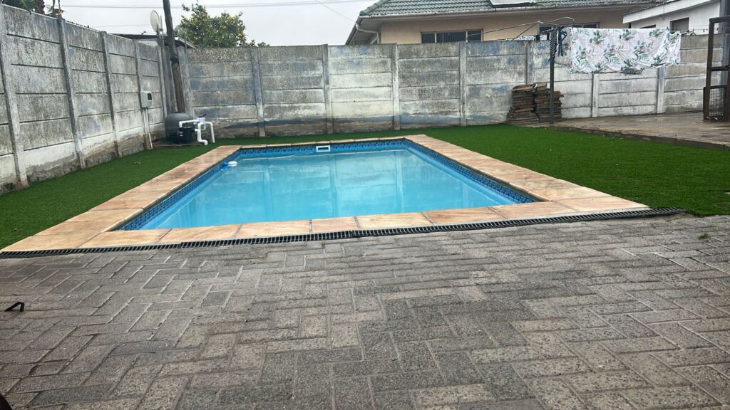 pool installation project 4